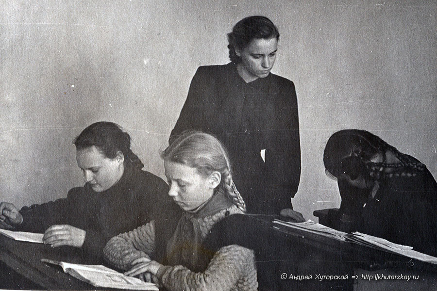 1959_v_klasse.jpg 1959_v_klasse.jpg